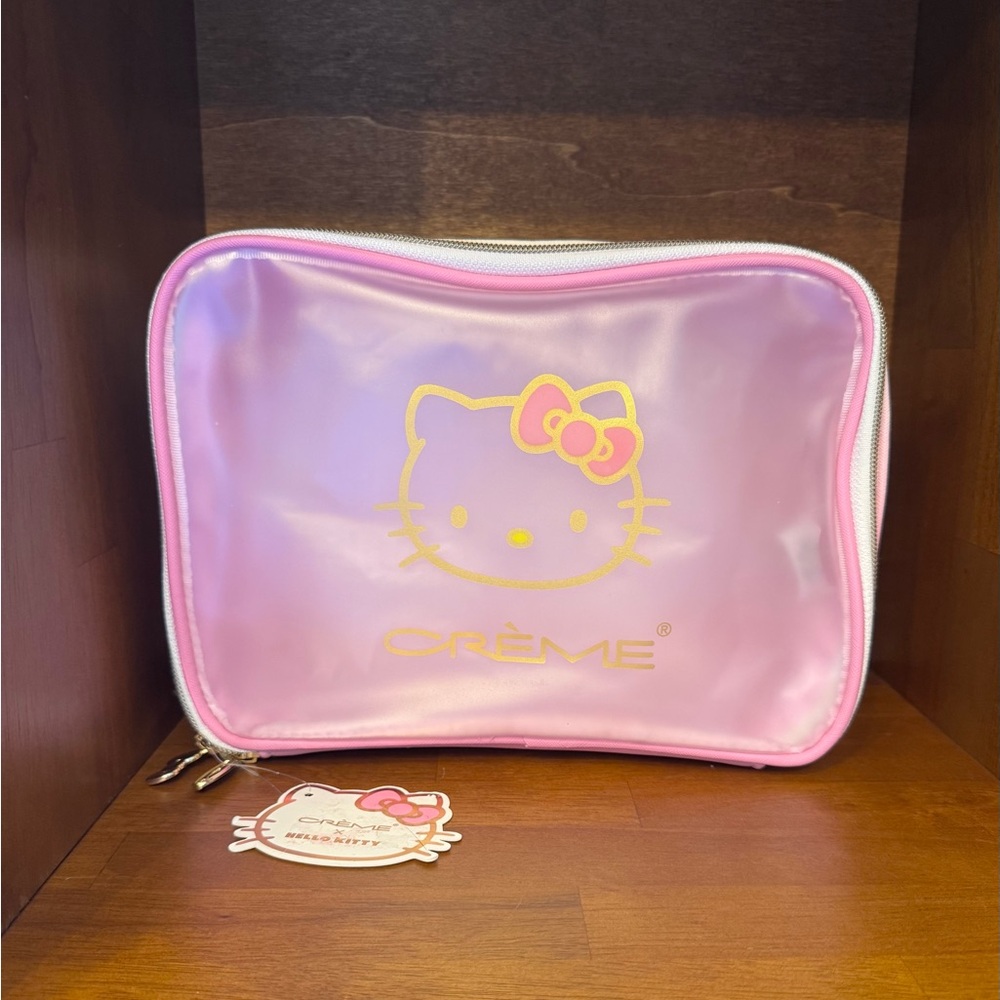 Hello Kitty Crème Travel Makeup Accessories Bag BNWT